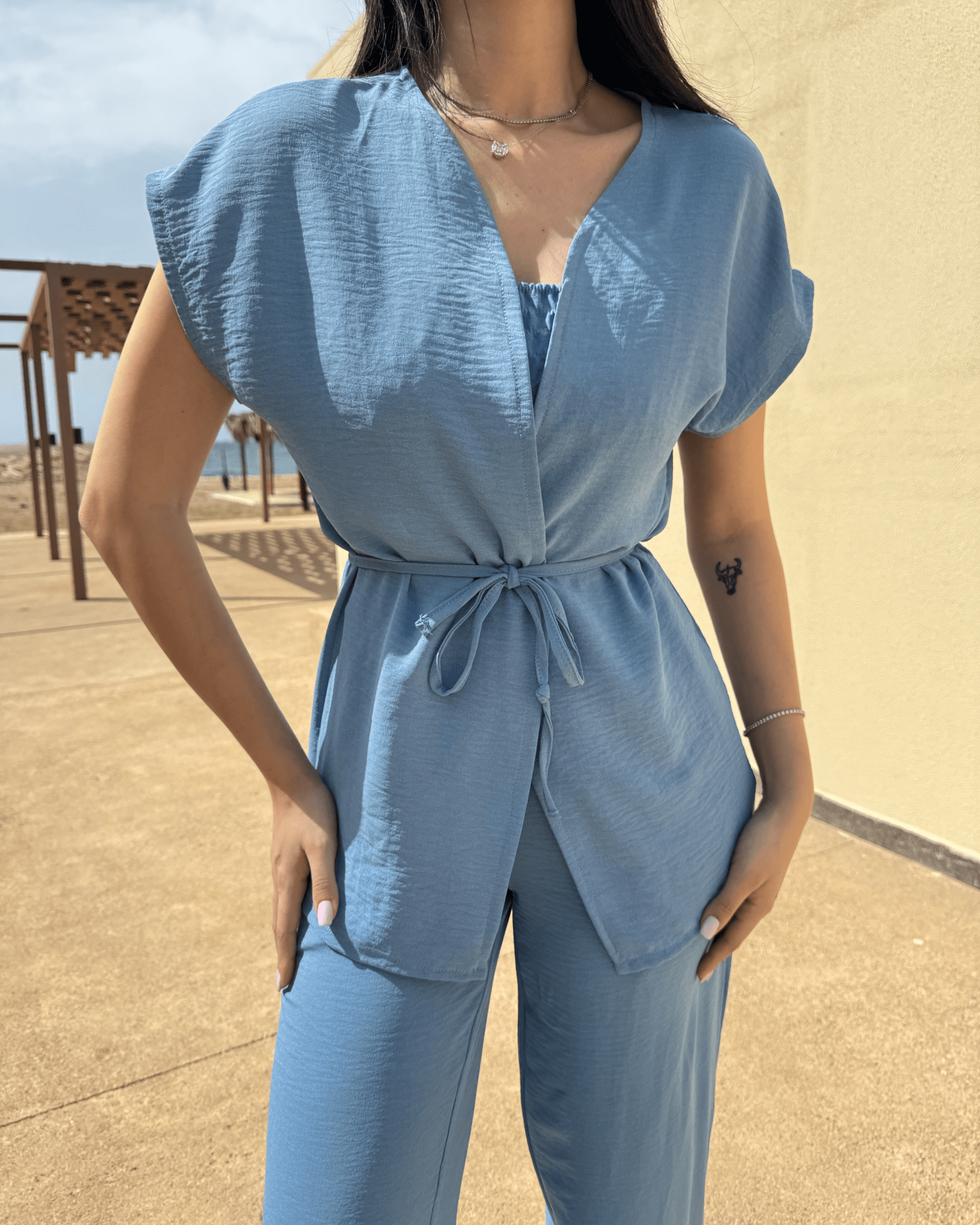 Leova Linen Set