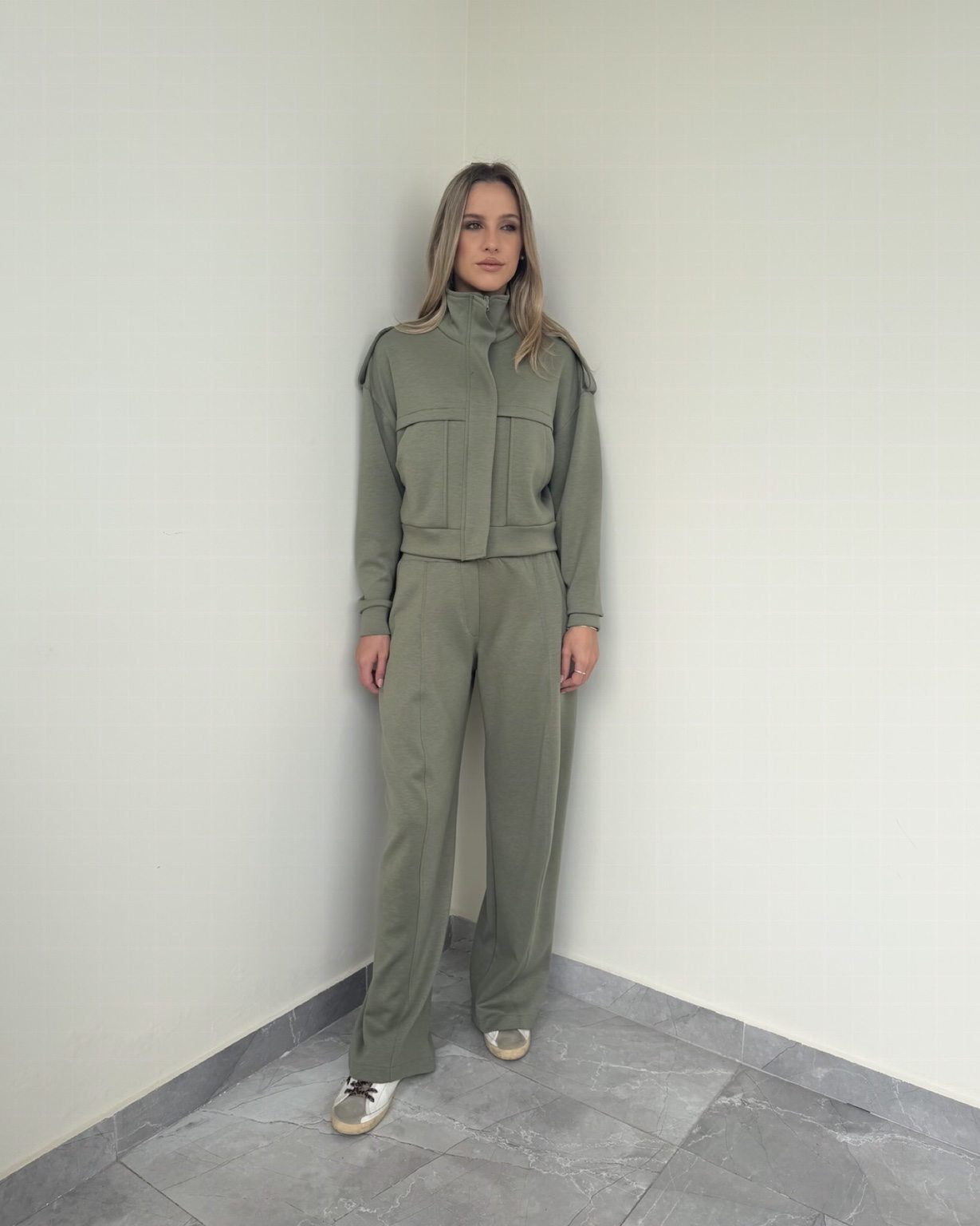 Rhea Comfy Set