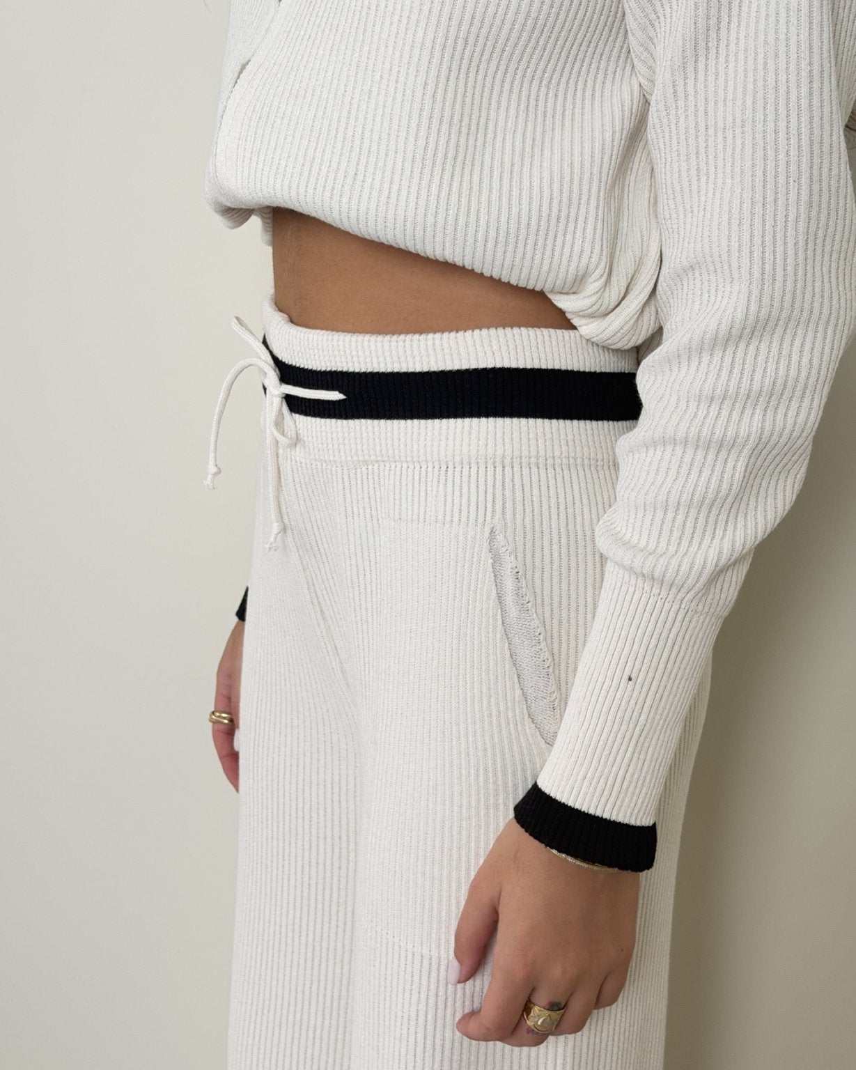 Nola Wool Set