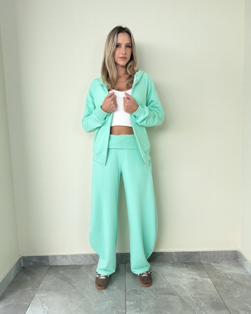 Stormy Long Jacket Comfy Set