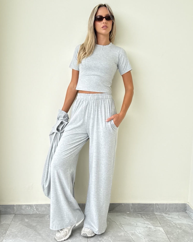 Naomi 3-Piece Comfy Set