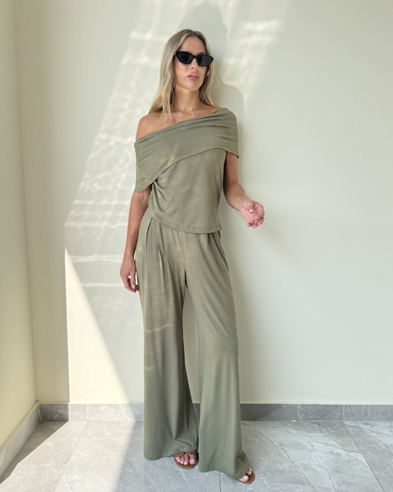Lola Off Shoulder Set