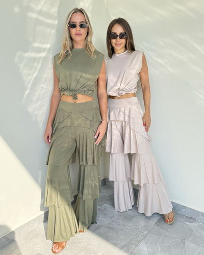 Bonbon Ruffle Set With Sleeveless Top
