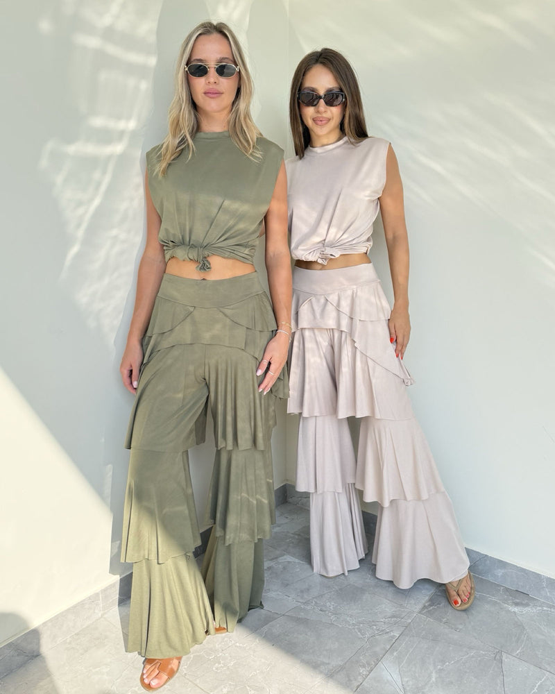 Bonbon Ruffle Set With Sleeveless Top