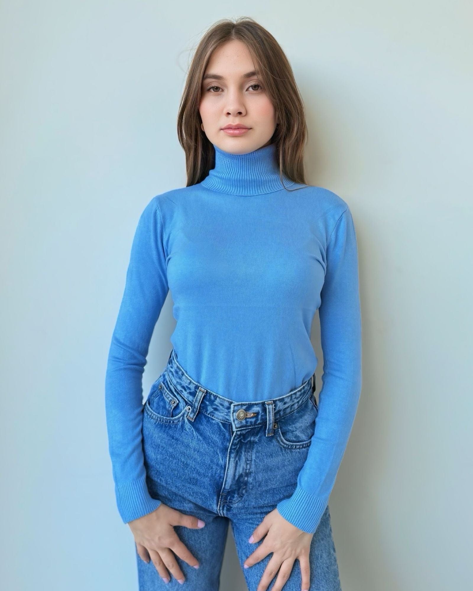 Kaya Turtle Neck