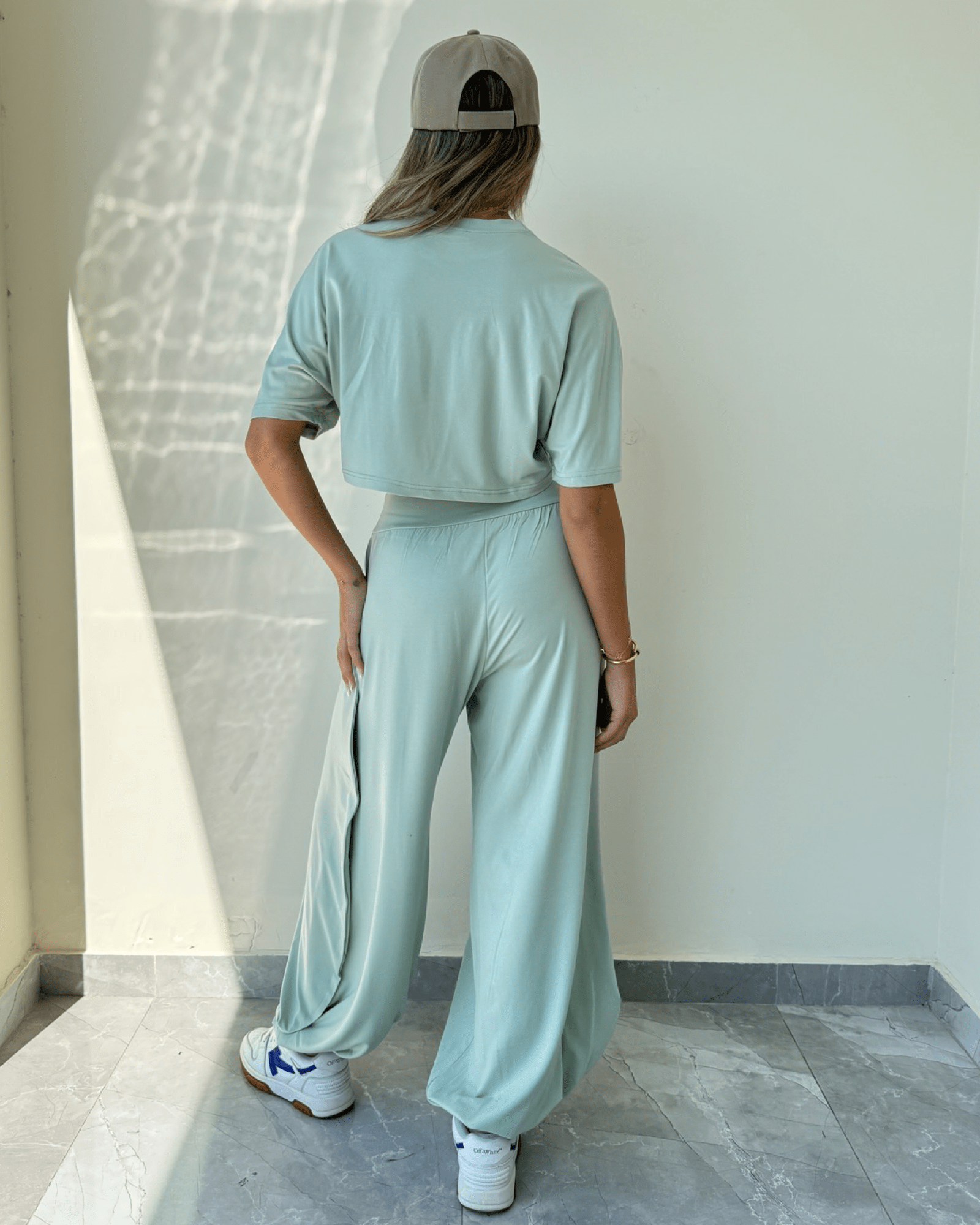 Milana Cropped T-shirt Comfy Set