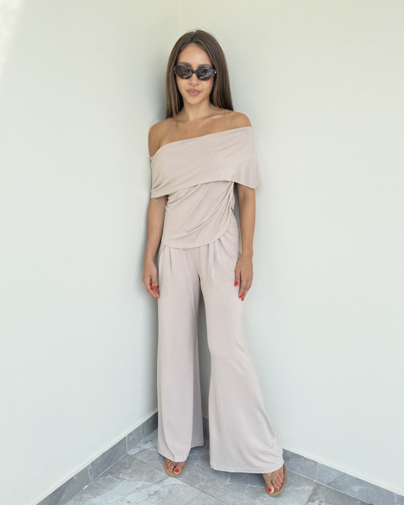 Lola Off Shoulder Set